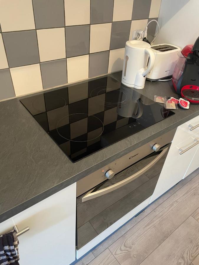 Appartement Entier Moissac Centre 30 M2 Calme Avec Cour Interieure Pour Velos A 50M Du Marche De Moissac Buitenkant foto